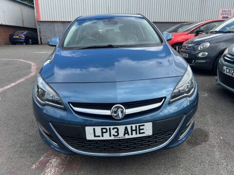 Vauxhall Astra 2.0 Astra Elite CDTI Auto 5dr 27
