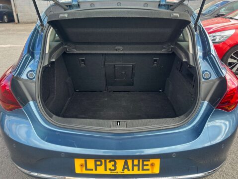 Vauxhall Astra 2.0 Astra Elite CDTI Auto 5dr 7