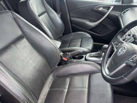 Vauxhall Astra 2.0 Astra Elite CDTI Auto 5dr 19