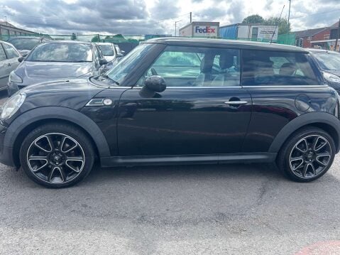 Mini Hatch 1.6 Cooper Bayswater 3dr 9