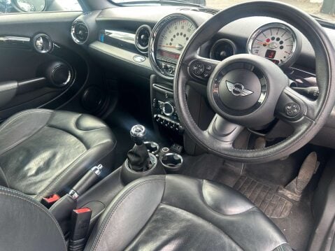 Mini Hatch 1.6 Cooper Bayswater 3dr 3