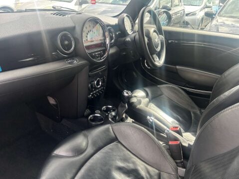 Mini Hatch 1.6 Cooper Bayswater 3dr 29