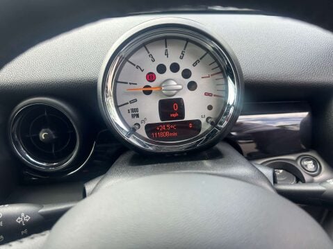 Mini Hatch 1.6 Cooper Bayswater 3dr 15