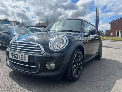 Mini Hatch 1.6 Cooper Bayswater 3dr 25