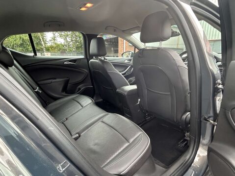 Vauxhall Astra 1.6 Astra Elite Nav CDTI S/S 5dr 19