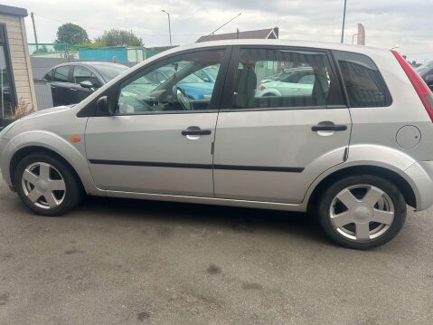 Ford Fiesta 1.4 Fiesta Zetec 5dr 10