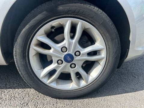 Ford Fiesta 1.2 Fiesta Zetec 3dr 28