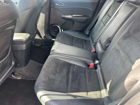 Honda Civic 1.8 Civic Si i-VTec 5dr 32