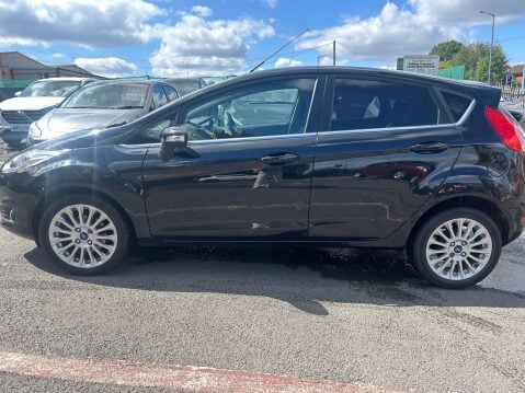 Ford Fiesta 1.0 Fiesta Titanium 5dr 8