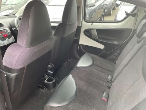 Toyota Aygo 1.0 Aygo VVT-i Ice 5dr 13