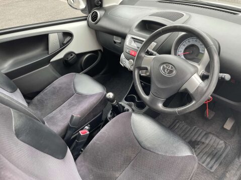Toyota Aygo 1.0 Aygo VVT-i Ice 5dr 3