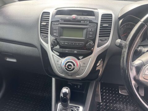 Hyundai ix20 1.6 ix20 SE Auto 5dr 28