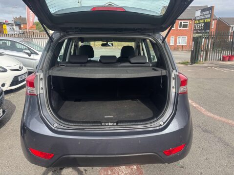 Hyundai ix20 1.6 ix20 SE Auto 5dr 24