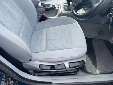 BMW 3 Series 2.0 318I ES Touring 5dr 24