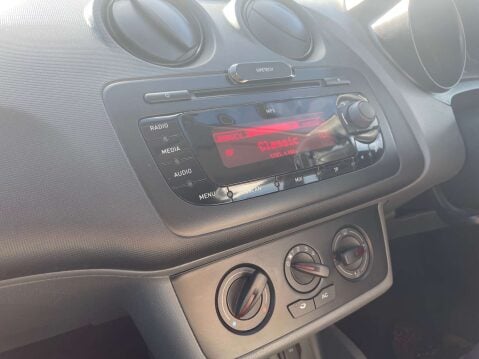 SEAT Ibiza 1.4 Ibiza SE 3dr 21