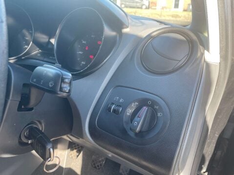 SEAT Ibiza 1.4 Ibiza SE 3dr 12