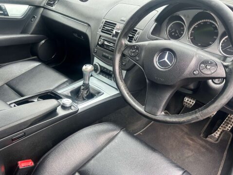 Mercedes-Benz C Class 1.8 C180 Sport CGI BlueEfficiency 4dr 15