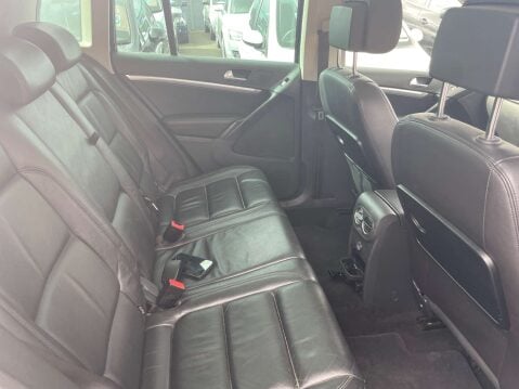 Volkswagen Tiguan 2.0 Tiguan Match TDI BlueMotion Technology 4Motion Semi-Auto 4WD 5dr 34