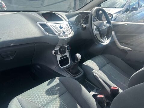 Ford Fiesta 1.2 Fiesta Zetec 82 3dr 10