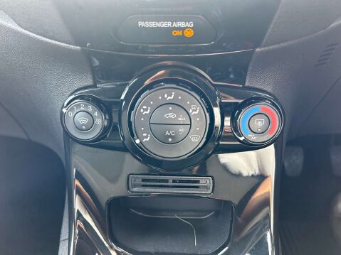 Ford Fiesta 1.2 Fiesta Zetec 3dr 24