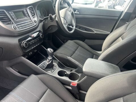 Hyundai TUCSON 1.7 Tucson S Blue Drive 2WD CRDi 5dr 3