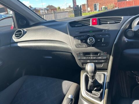 Honda Civic 1.8 Civic i-VTec ES 5dr 6