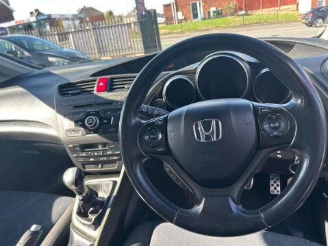 Honda Civic 1.8 Civic i-VTec ES 5dr 23