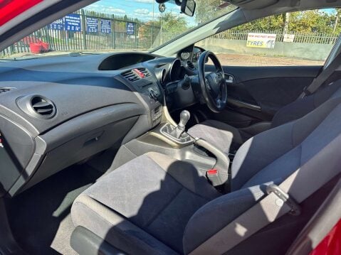 Honda Civic 1.8 Civic i-VTec ES 5dr 18