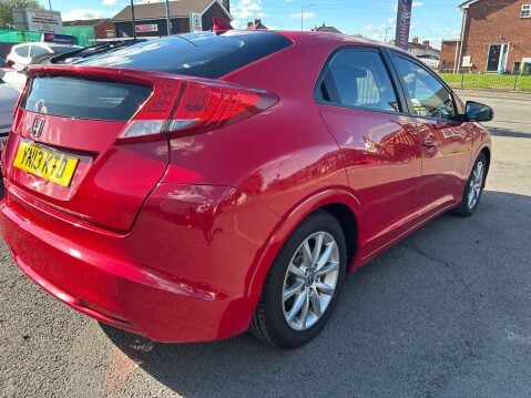 Honda Civic 1.8 Civic i-VTec ES 5dr 5