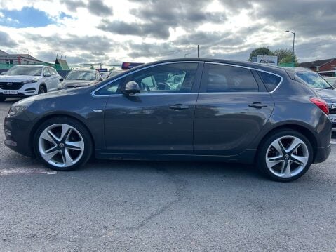 Vauxhall Astra 1.6 Astra Limited Edition 5dr 8