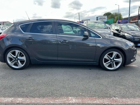 Vauxhall Astra 1.6 Astra Limited Edition 5dr 21