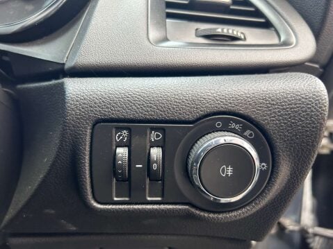 Vauxhall Astra 1.6 Astra Limited Edition 5dr 7