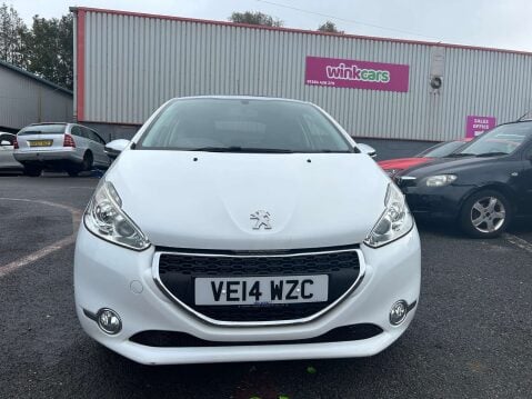 Peugeot 208 1.2 208 Style 3dr 19