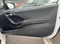 Peugeot 208 1.2 208 Style 3dr 23