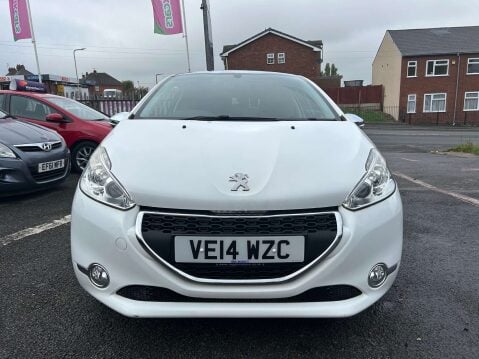 Peugeot 208 1.2 208 Style 3dr 10