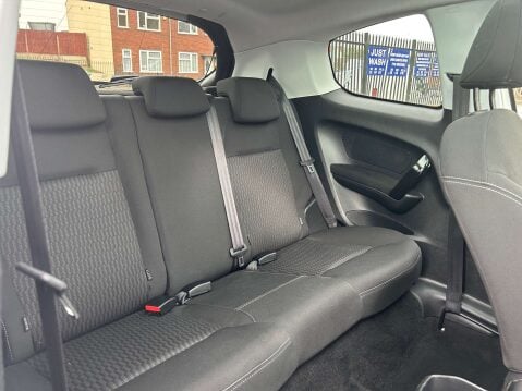 Peugeot 208 1.2 208 Style 3dr 8
