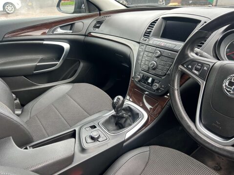 Vauxhall Insignia 2.0 Insignia SE Nav CDTi ecoFLEX S/S 5dr 4