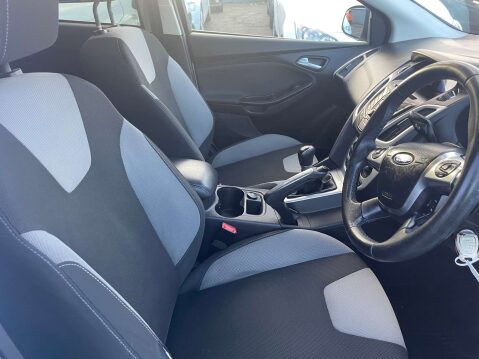 Ford Focus 1.6 Focus Zetec 125 5dr 13