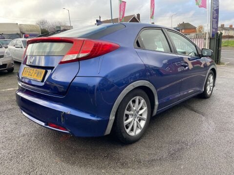 Honda Civic 2.2 Civic i-DTec ES 5dr 21