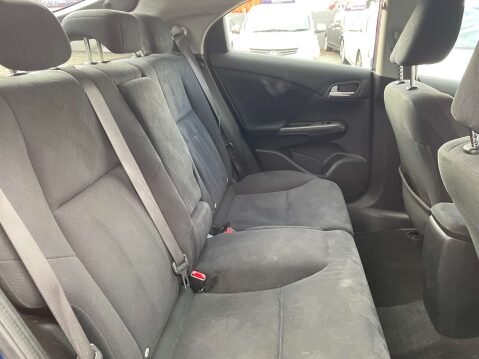 Honda Civic 2.2 Civic i-DTec ES 5dr 33