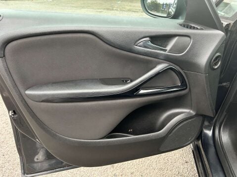 Vauxhall Zafira 2.0 Zafira Tourer SRi CDTi 5dr 14