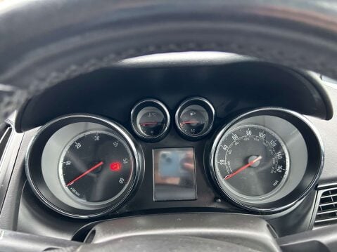 Vauxhall Zafira 2.0 Zafira Tourer SRi CDTi 5dr 17