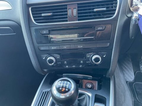 Audi A4 2.0 A4 Ultra SE Technik TDI 4dr 28