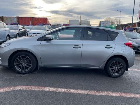 Toyota Auris 1.6 Auris Icon+ Valvematic 5dr 27