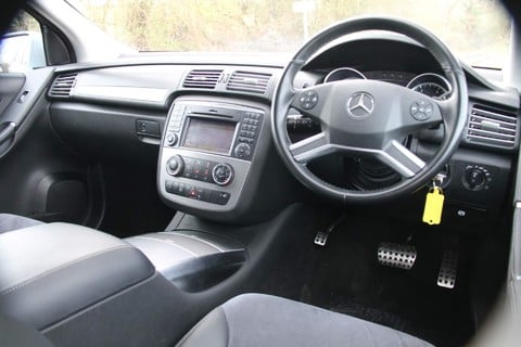 Mercedes-Benz R Class 3.0 R350L CDI G-Tronic+ 4WD Euro 5 5dr (7 seats) 10