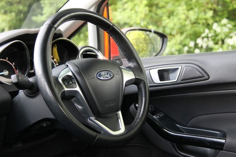 Ford Fiesta 1.25 Zetec Euro 5 5dr 32
