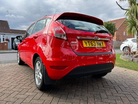 Ford Fiesta 1.0T EcoBoost Zetec Euro 5 (s/s) 5dr 24