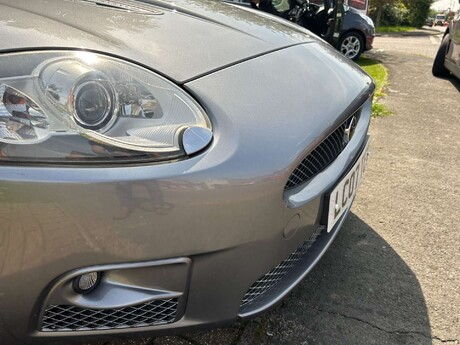 Jaguar XKR 4.2 V8 Auto Euro 4 2dr 35