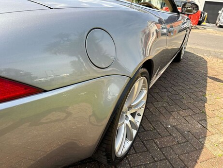 Jaguar XKR 4.2 V8 Auto Euro 4 2dr 37