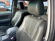 Toyota Hilux 3.0 D-4D Invincible Auto 4WD 4dr 66